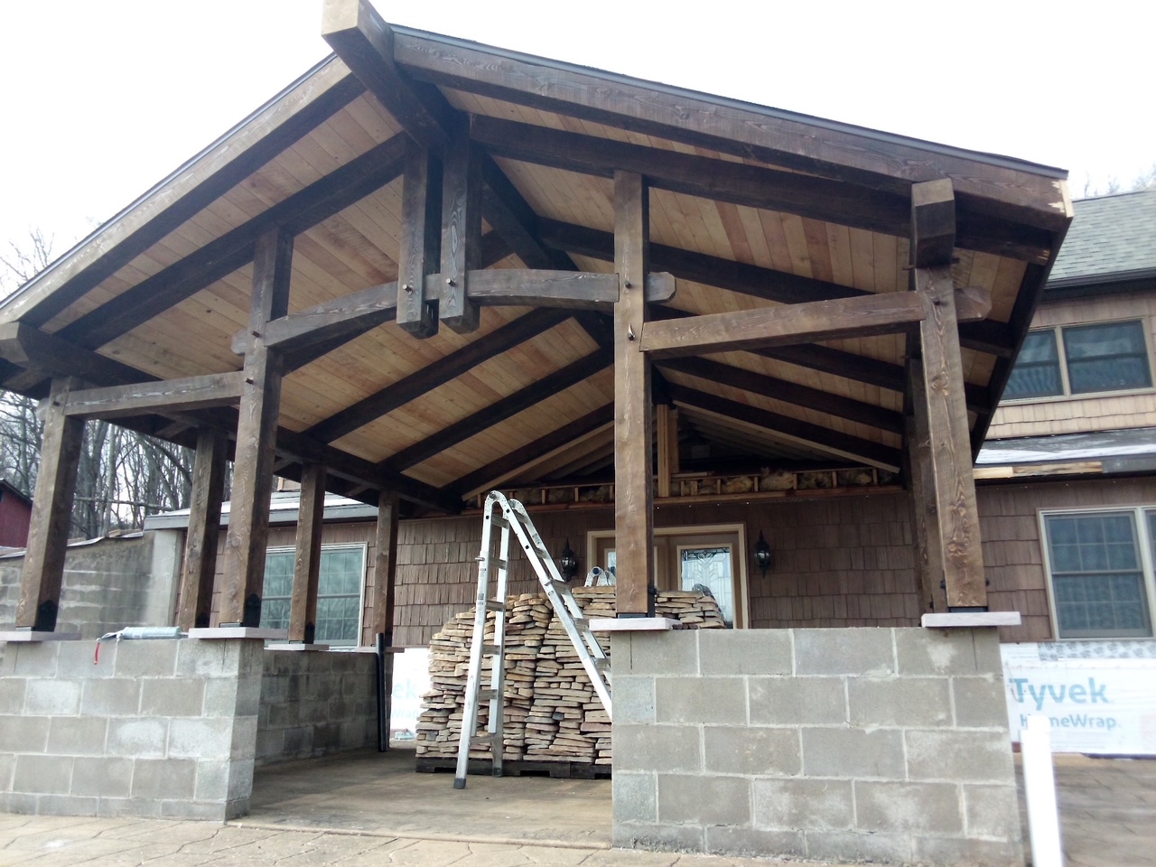 18×21 Timber Frame Tie-in — photo 2