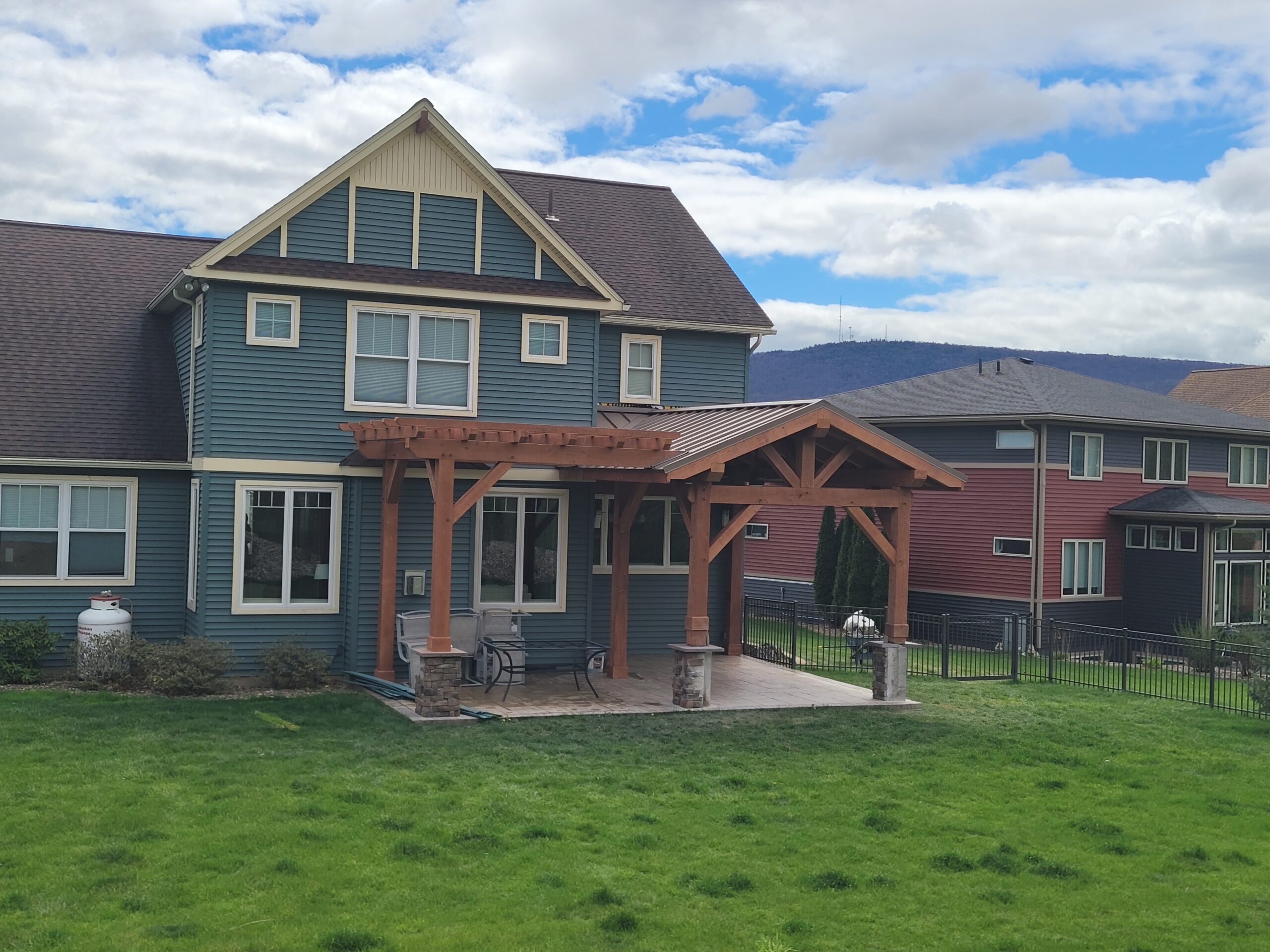 12×21 Timber Frame Pavilion with Pergola — photo 4