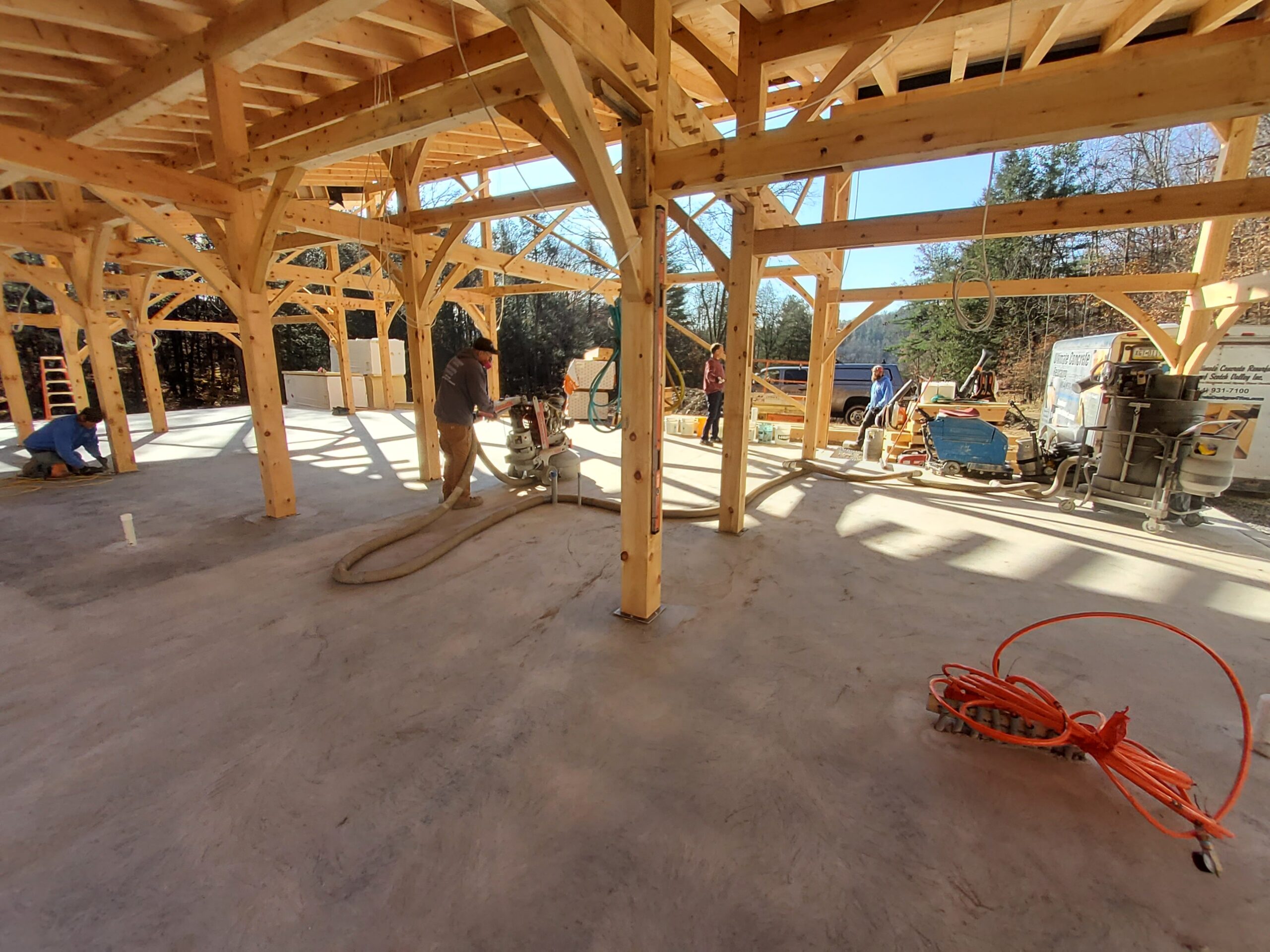 37×70 Timber Frame Modern House — photo 3