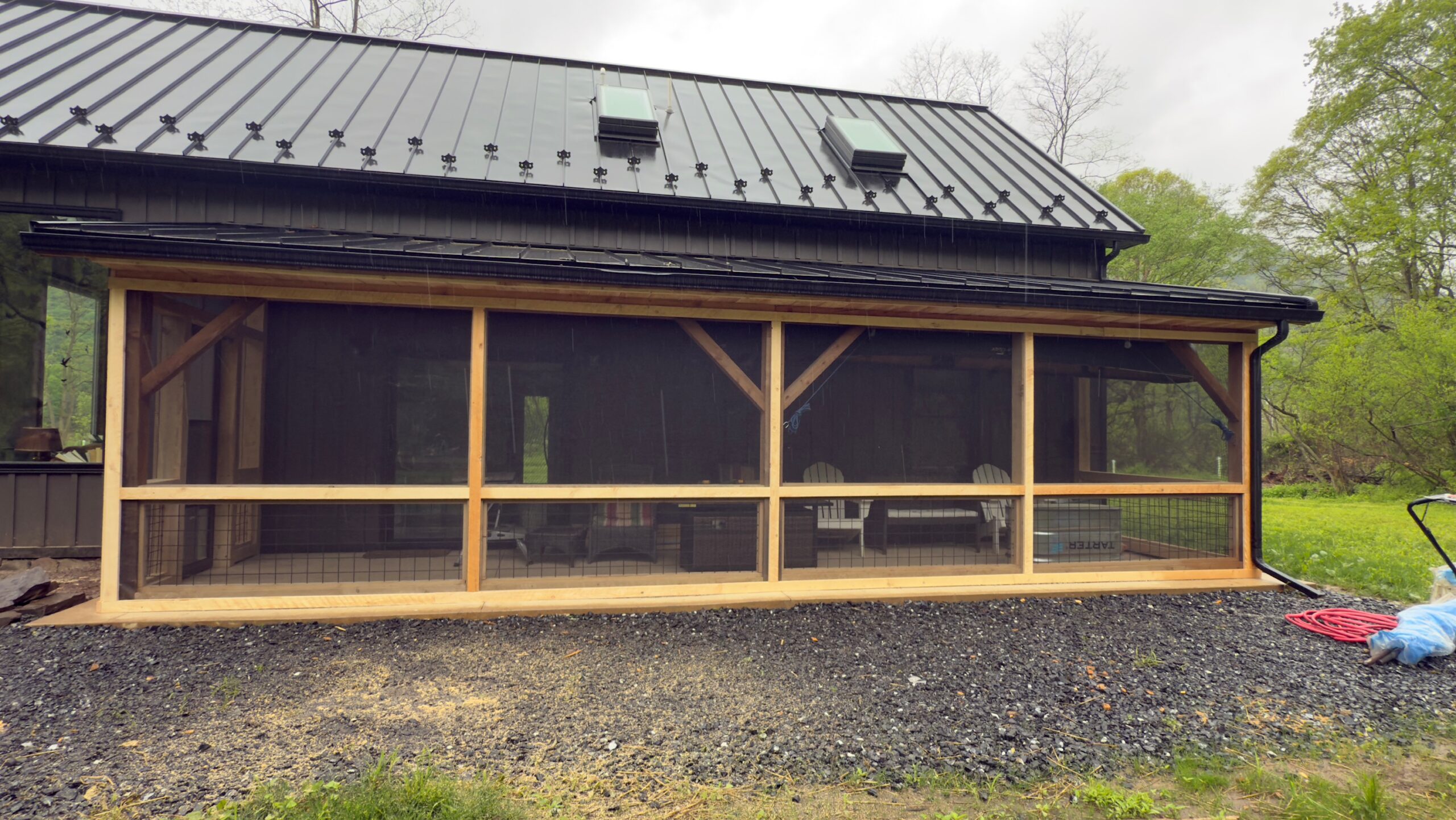 Screened in Porch — photo 4