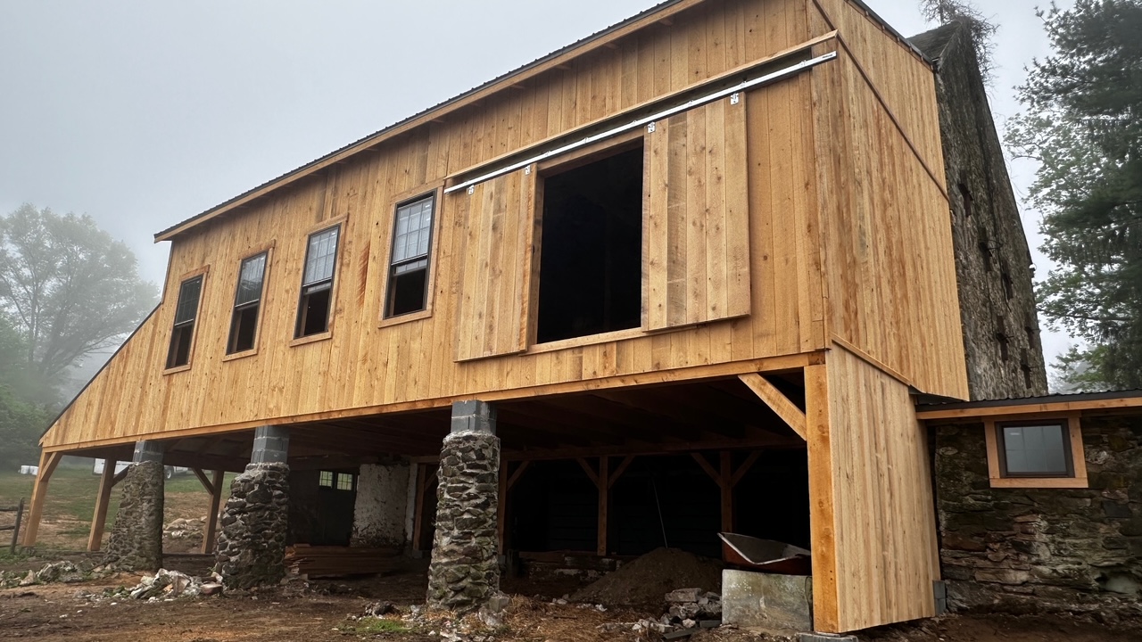 Timber Frame Barn Restore — photo 3