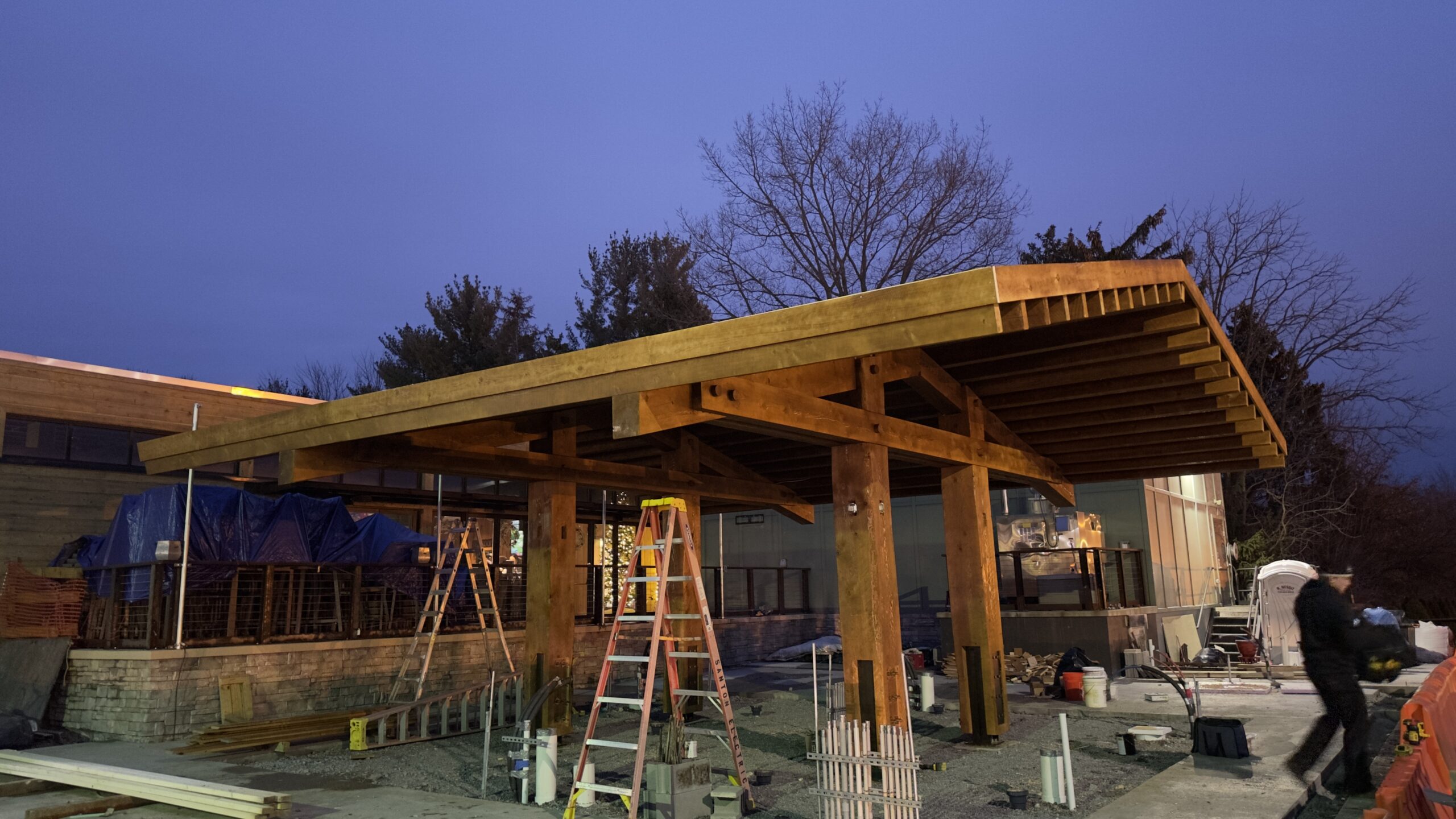 28×32 Timber Frame Pavilion Bar — photo 4