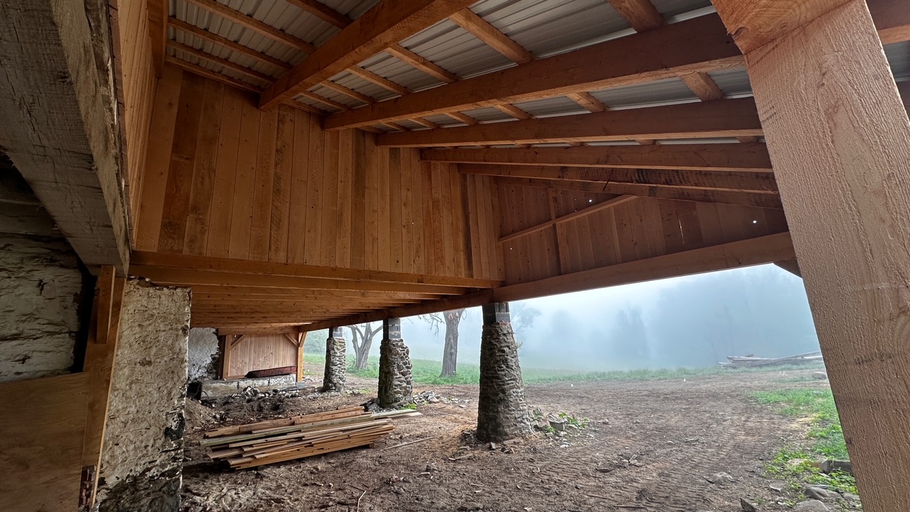 Timber Frame Barn Restore — photo 4