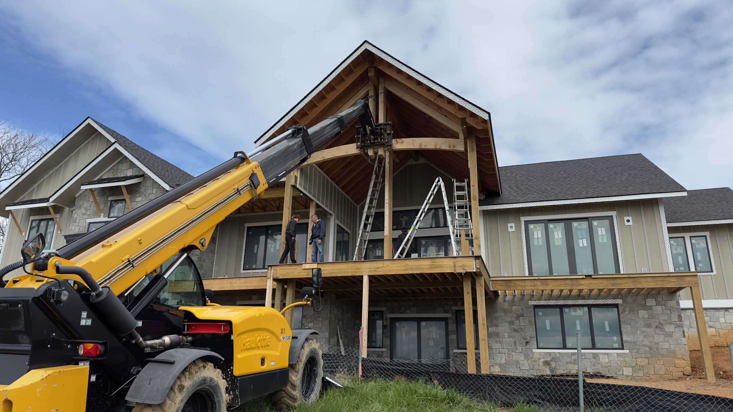 Timber Frame Great Room Accents — photo 11